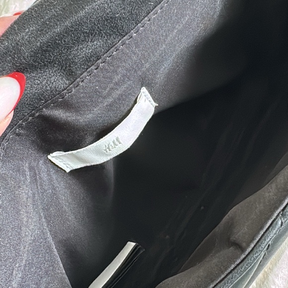 H&M Crossbody purse - Picture 2 of 2